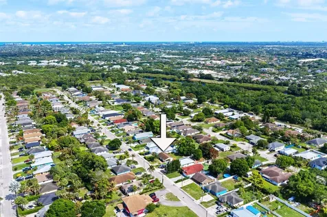 6894 3rd Street Jupiter FL 33458