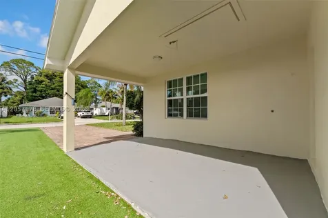 6894 3rd Street Jupiter FL 33458