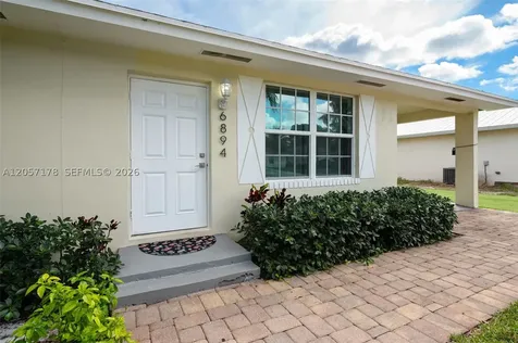 6894 3rd Street Jupiter FL 33458