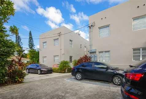 560 Michigan Avenue Miami Beach FL 33139