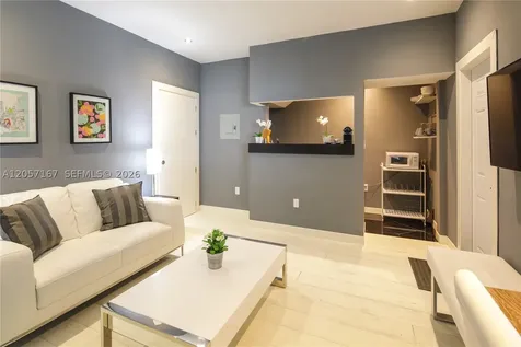 560 Michigan Avenue Miami Beach FL 33139