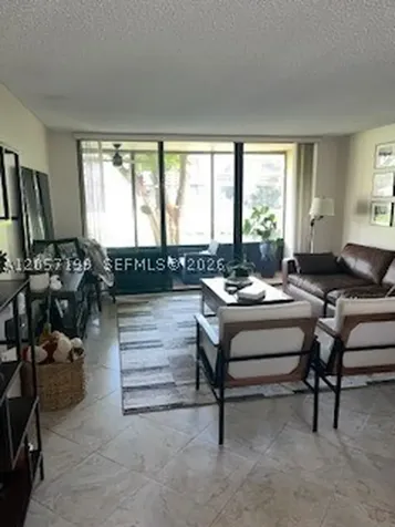 140 SW 96th Terrace Plantation FL 33324
