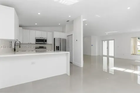 1938 SW 137th Court Miami FL 33175