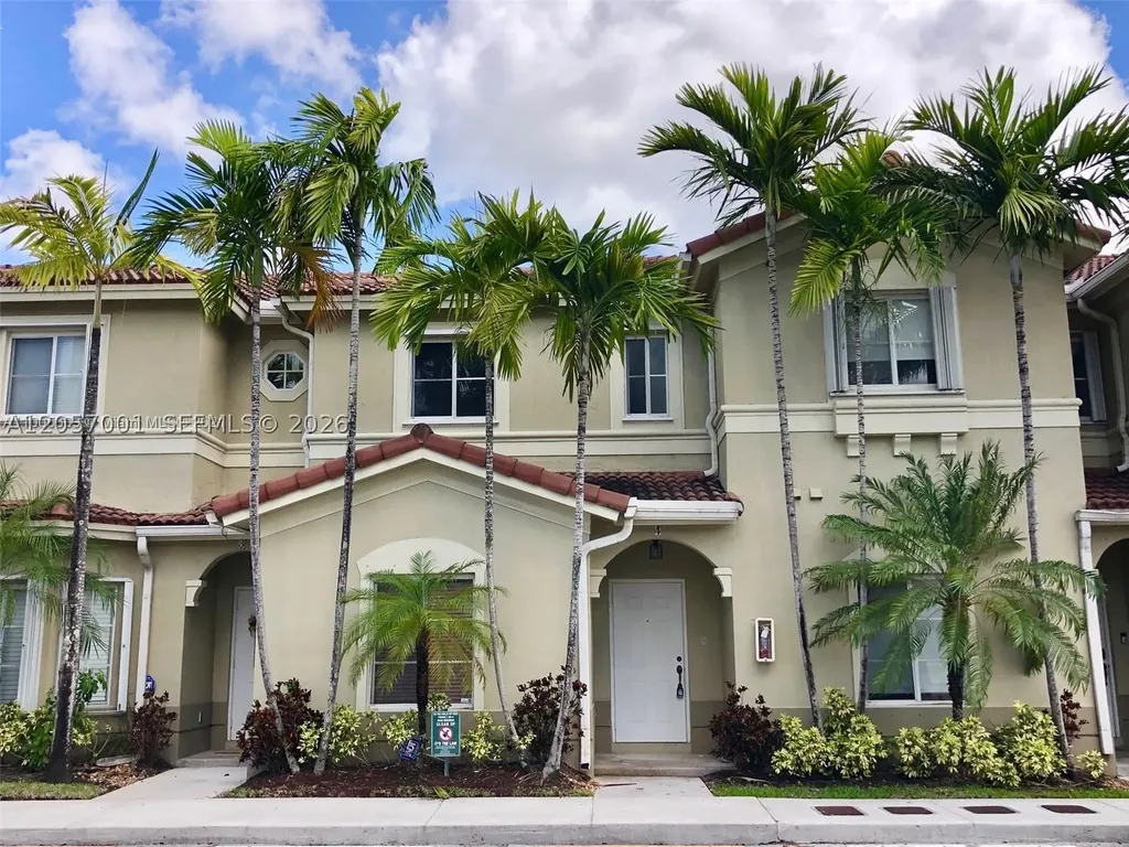 8527 NW 108th Avenue Doral FL 33178