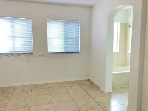 8527 NW 108th Avenue Doral FL 33178