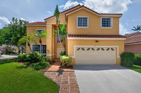 498 Cambridge Lane Weston FL 33326