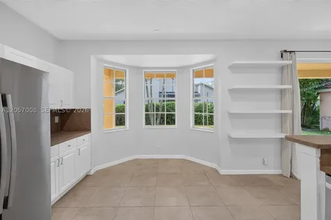 498 Cambridge Lane Weston FL 33326