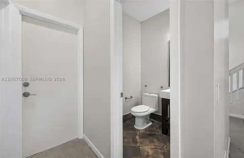 498 Cambridge Lane Weston FL 33326