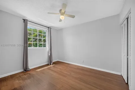 498 Cambridge Lane Weston FL 33326