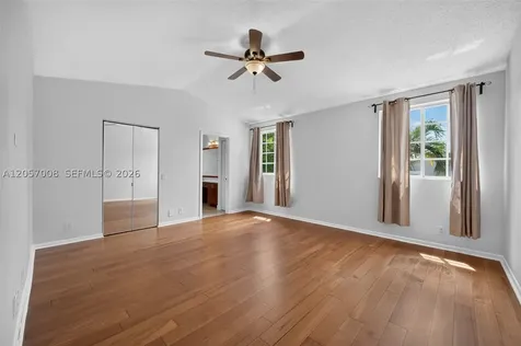 498 Cambridge Lane Weston FL 33326