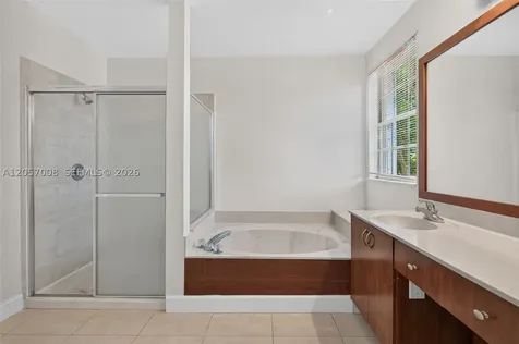 498 Cambridge Lane Weston FL 33326