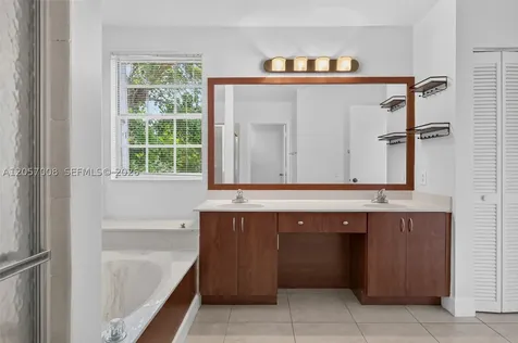 498 Cambridge Lane Weston FL 33326