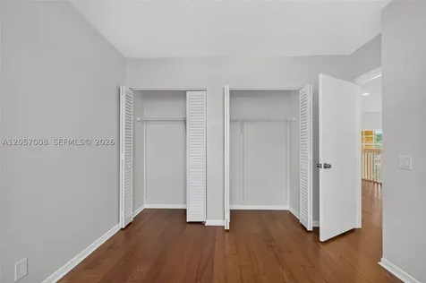 498 Cambridge Lane Weston FL 33326