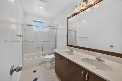 498 Cambridge Lane Weston FL 33326