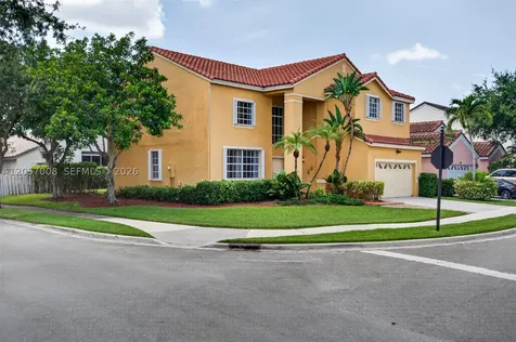 498 Cambridge Lane Weston FL 33326