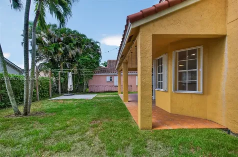 498 Cambridge Lane Weston FL 33326