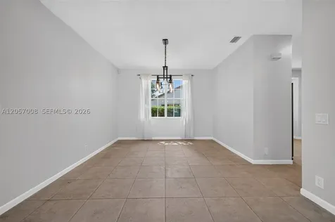 498 Cambridge Lane Weston FL 33326