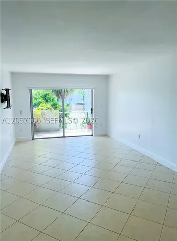 6195 W 18th Avenue Hialeah FL 33012