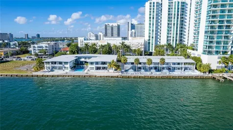 7931 East Drive North Bay Village FL 33141