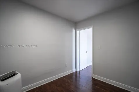 7931 East Drive North Bay Village FL 33141