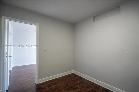 7931 East Drive North Bay Village FL 33141