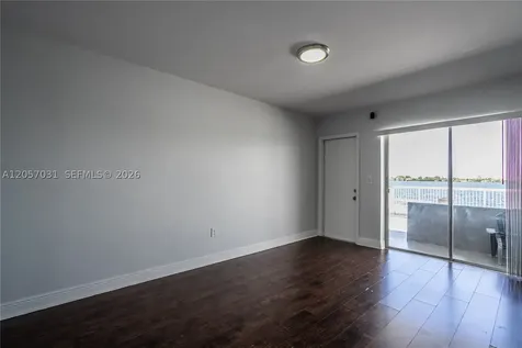 7931 East Drive North Bay Village FL 33141