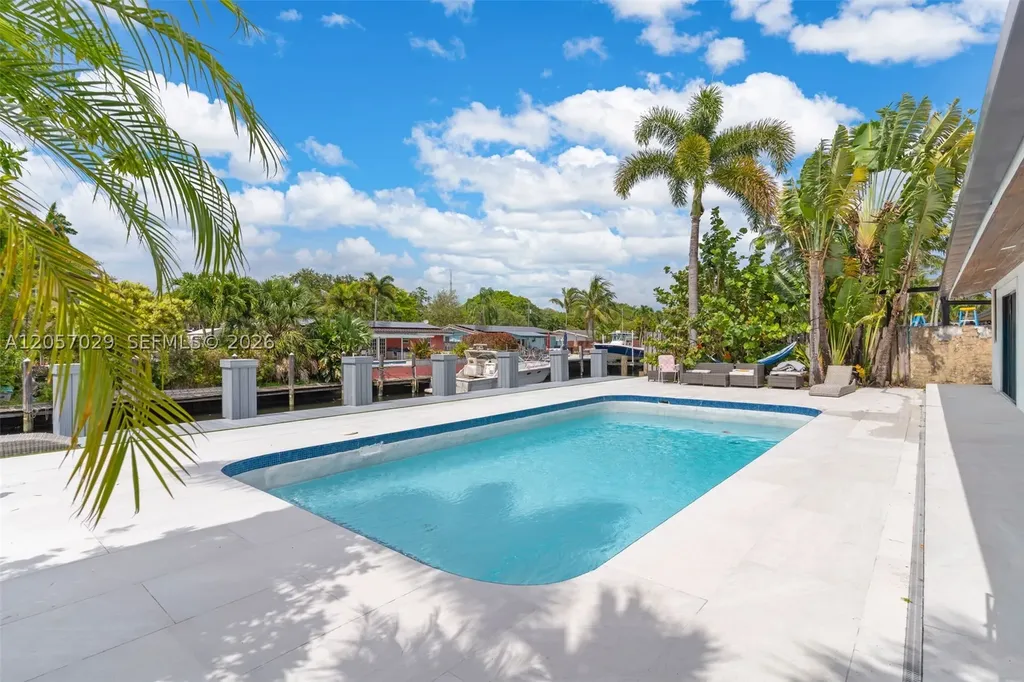 1713 SW 5th Street Fort Lauderdale FL 33312