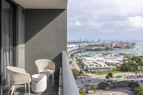 159 NE 6th Street Miami FL 33132