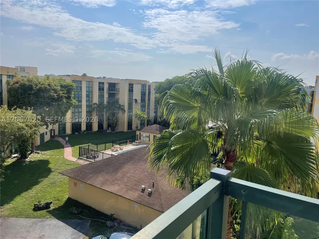 11780 SW 18th Street Miami FL 33175