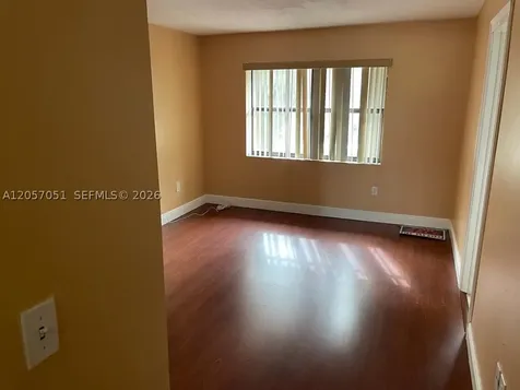 10851 SW 6th Street Sweetwater FL 33174