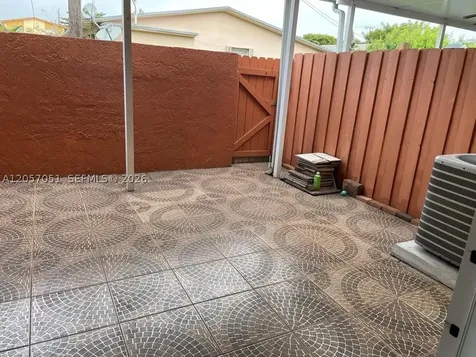 10851 SW 6th Street Sweetwater FL 33174