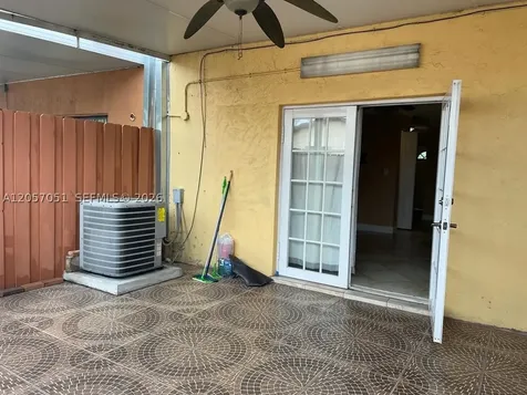 10851 SW 6th Street Sweetwater FL 33174