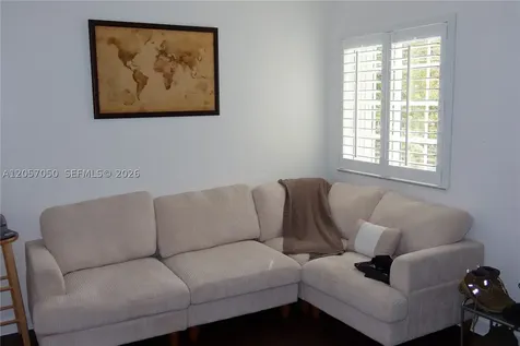 22761 SW 93rd Passage Cutler Bay FL 33190