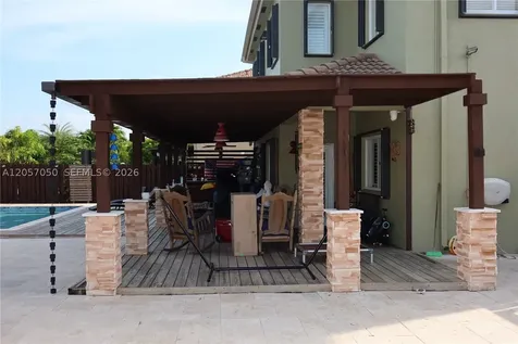 22761 SW 93rd Passage Cutler Bay FL 33190