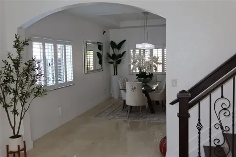 22761 SW 93rd Passage Cutler Bay FL 33190
