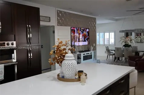 22761 SW 93rd Passage Cutler Bay FL 33190