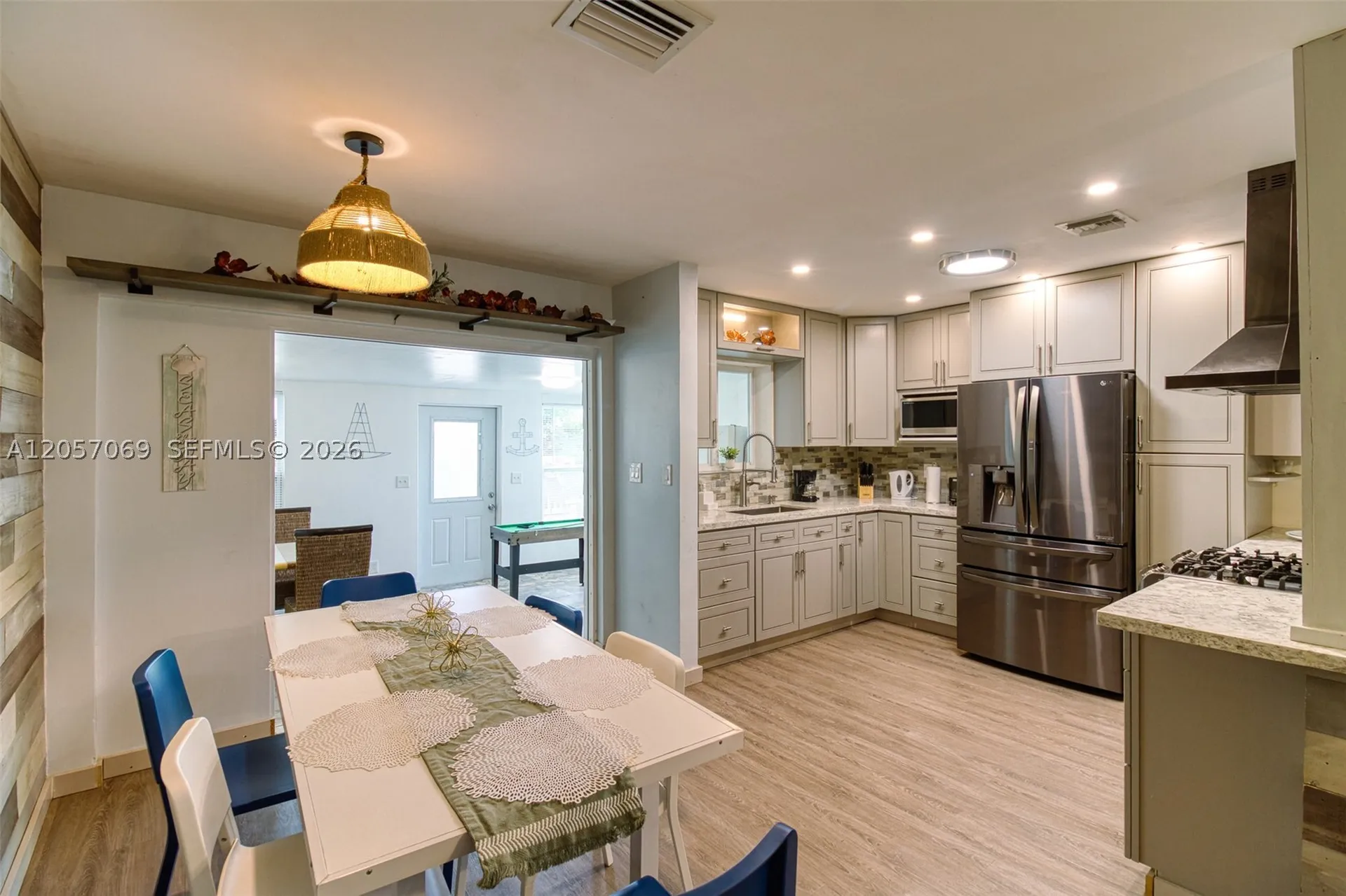 3039 Grant Street Hollywood FL 33021