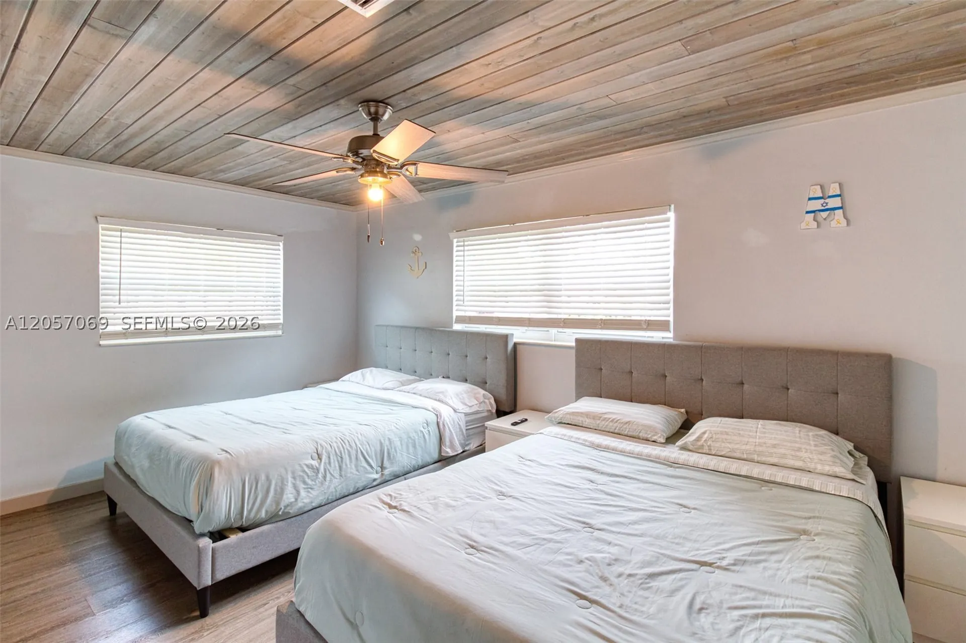 3039 Grant Street Hollywood FL 33021