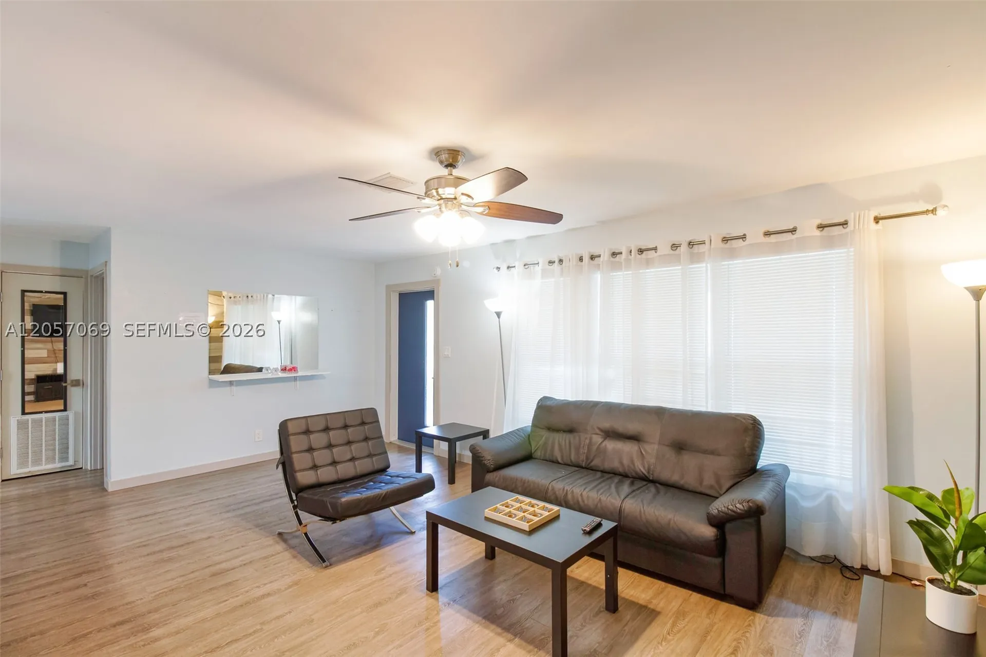 3039 Grant Street Hollywood FL 33021