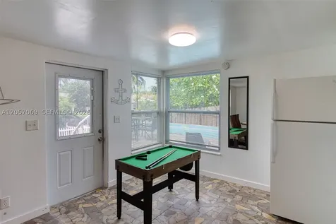 3039 Grant Street Hollywood FL 33021