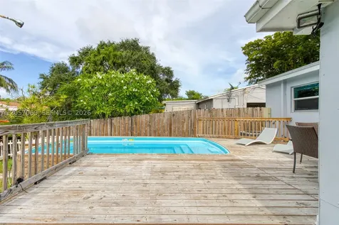 3039 Grant Street Hollywood FL 33021