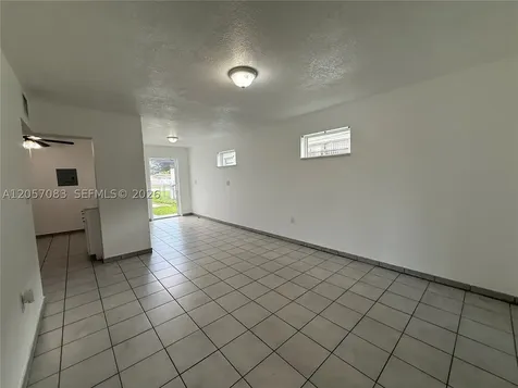 7550 NW 2nd Terrace Miami FL 33126