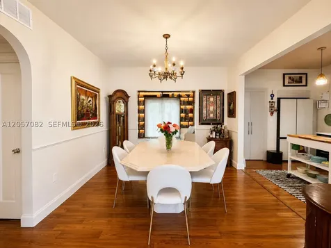 1720 SW 11th Terrace Miami FL 33135