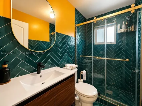 1720 SW 11th Terrace Miami FL 33135