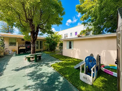 1720 SW 11th Terrace Miami FL 33135