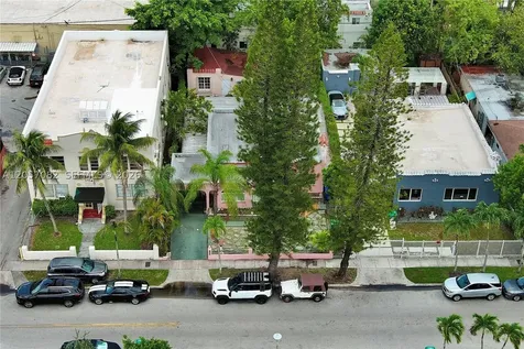 1720 SW 11th Terrace Miami FL 33135