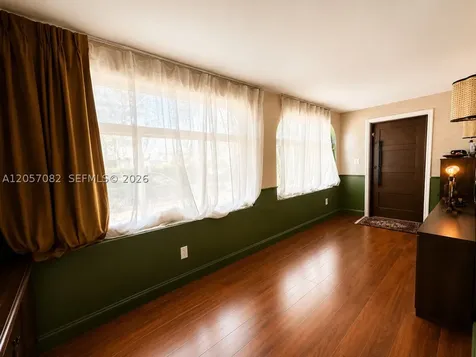 1720 SW 11th Terrace Miami FL 33135