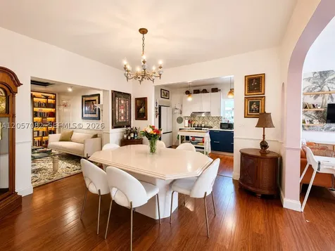 1720 SW 11th Terrace Miami FL 33135