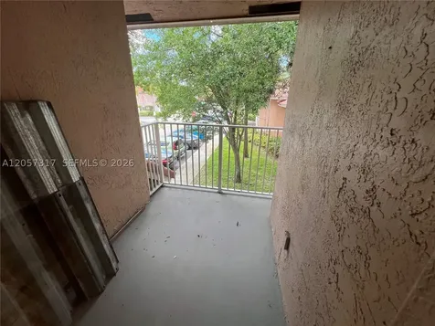 3261 Sabal Palm Manor Davie FL 33024