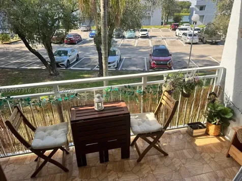 9363 Fontainebleau Boulevard Miami FL 33172